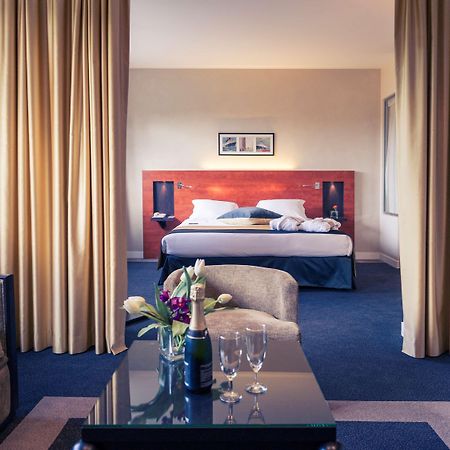 Mercure Maurepas Saint Quentin Eksteriør billede