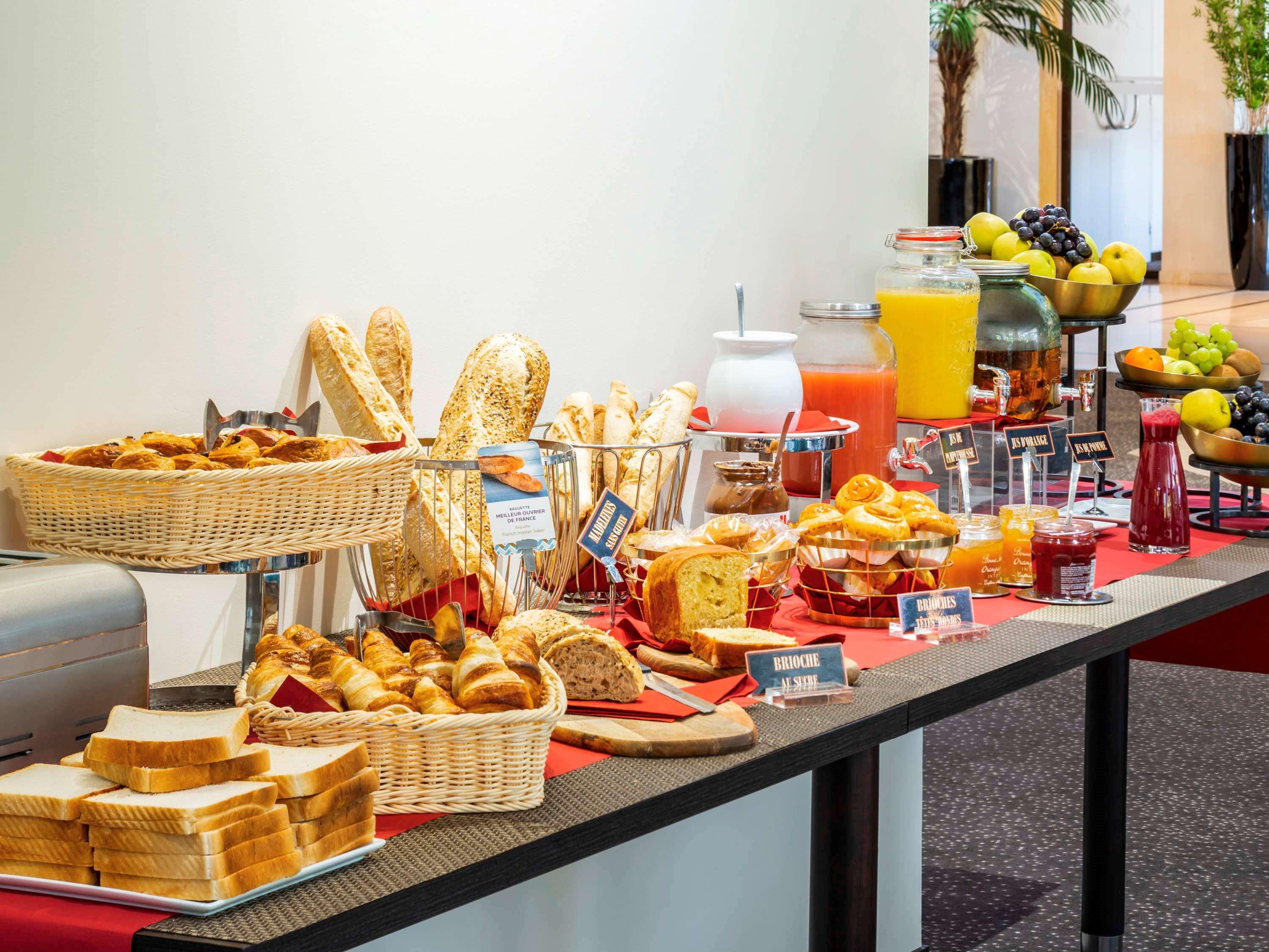 Mercure Maurepas Saint Quentin Eksteriør billede