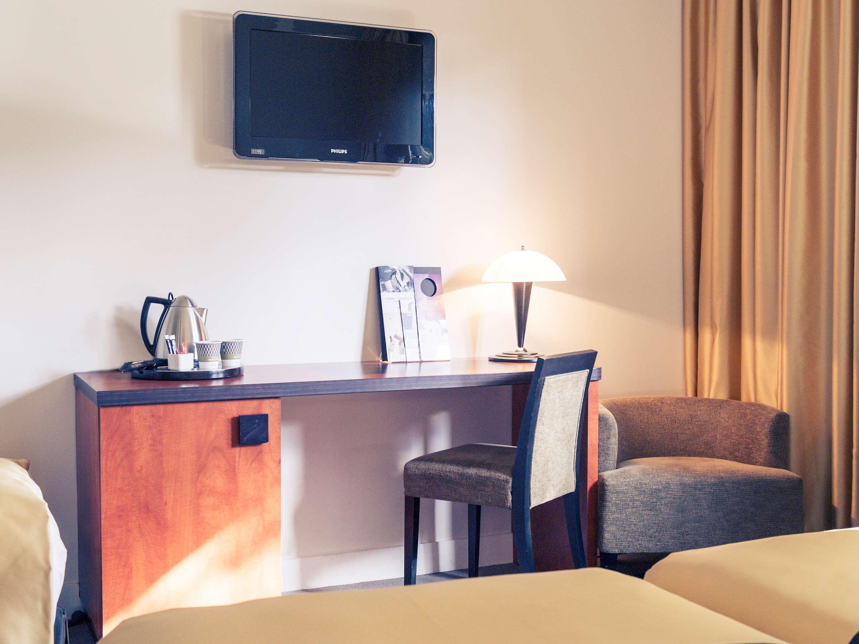 Mercure Maurepas Saint Quentin Eksteriør billede