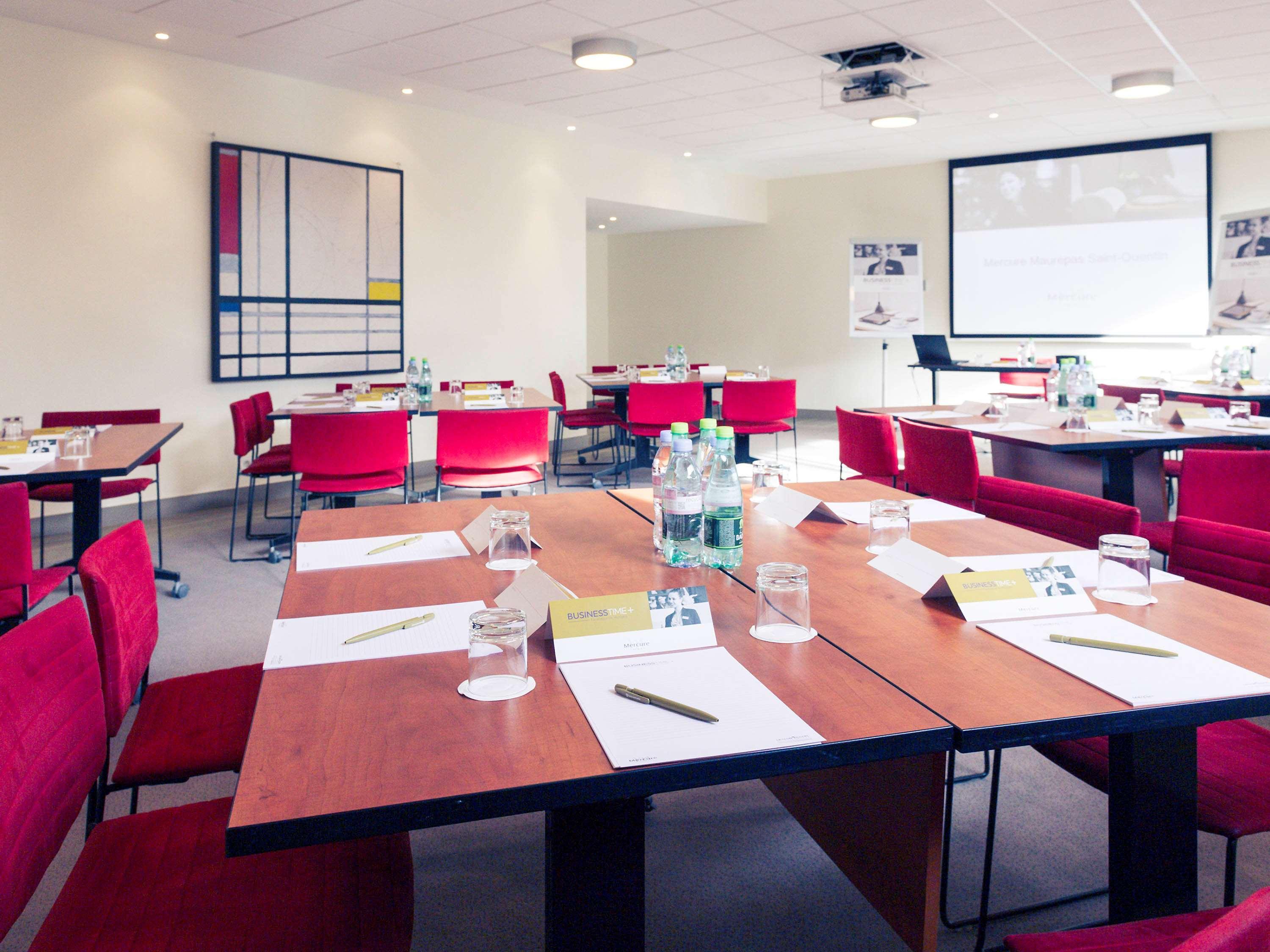 Mercure Maurepas Saint Quentin Eksteriør billede