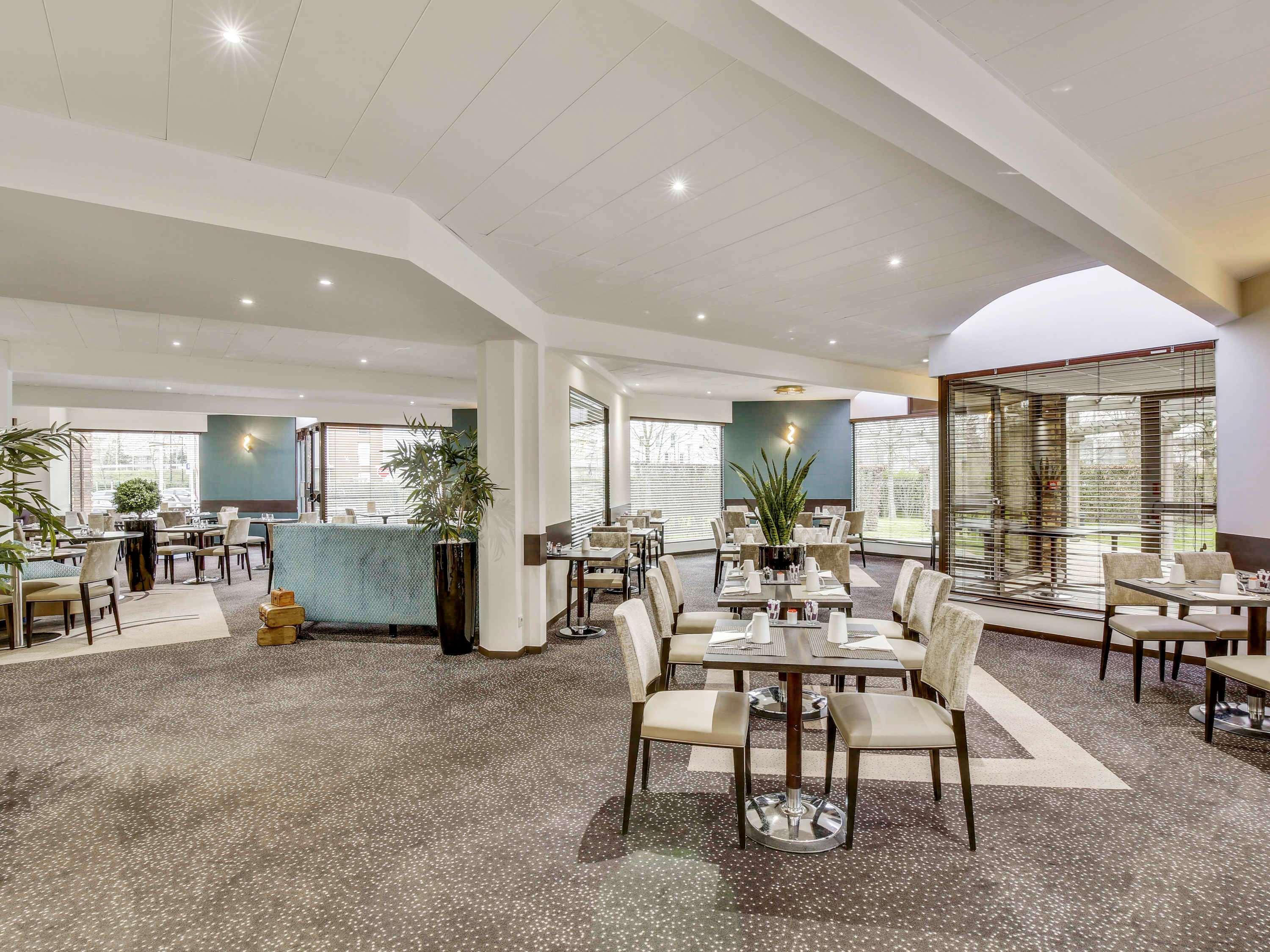 Mercure Maurepas Saint Quentin Eksteriør billede