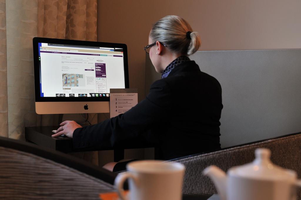 Mercure Maurepas Saint Quentin Eksteriør billede