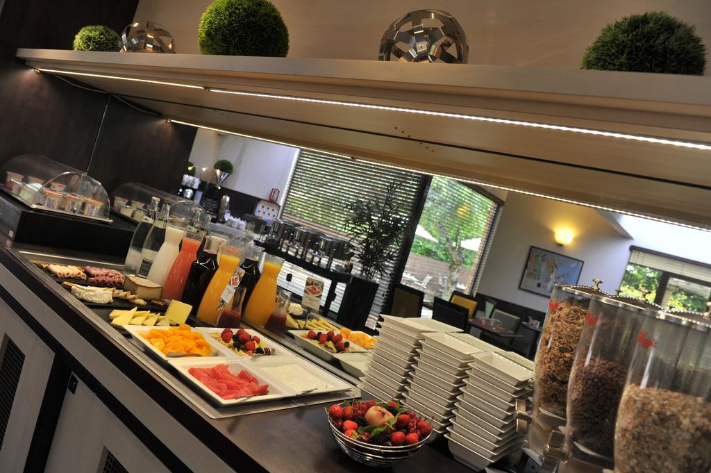 Mercure Maurepas Saint Quentin Eksteriør billede
